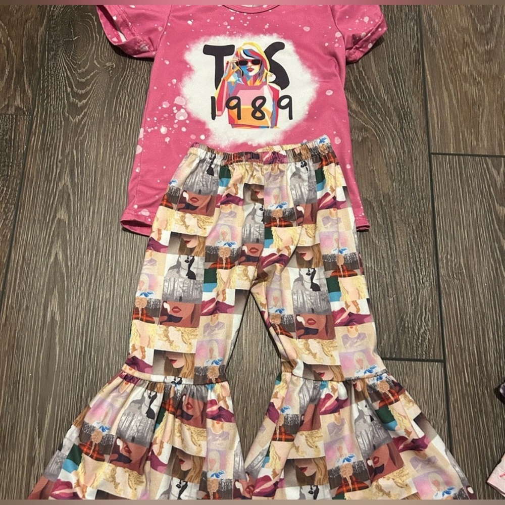 Taylor Swift Set